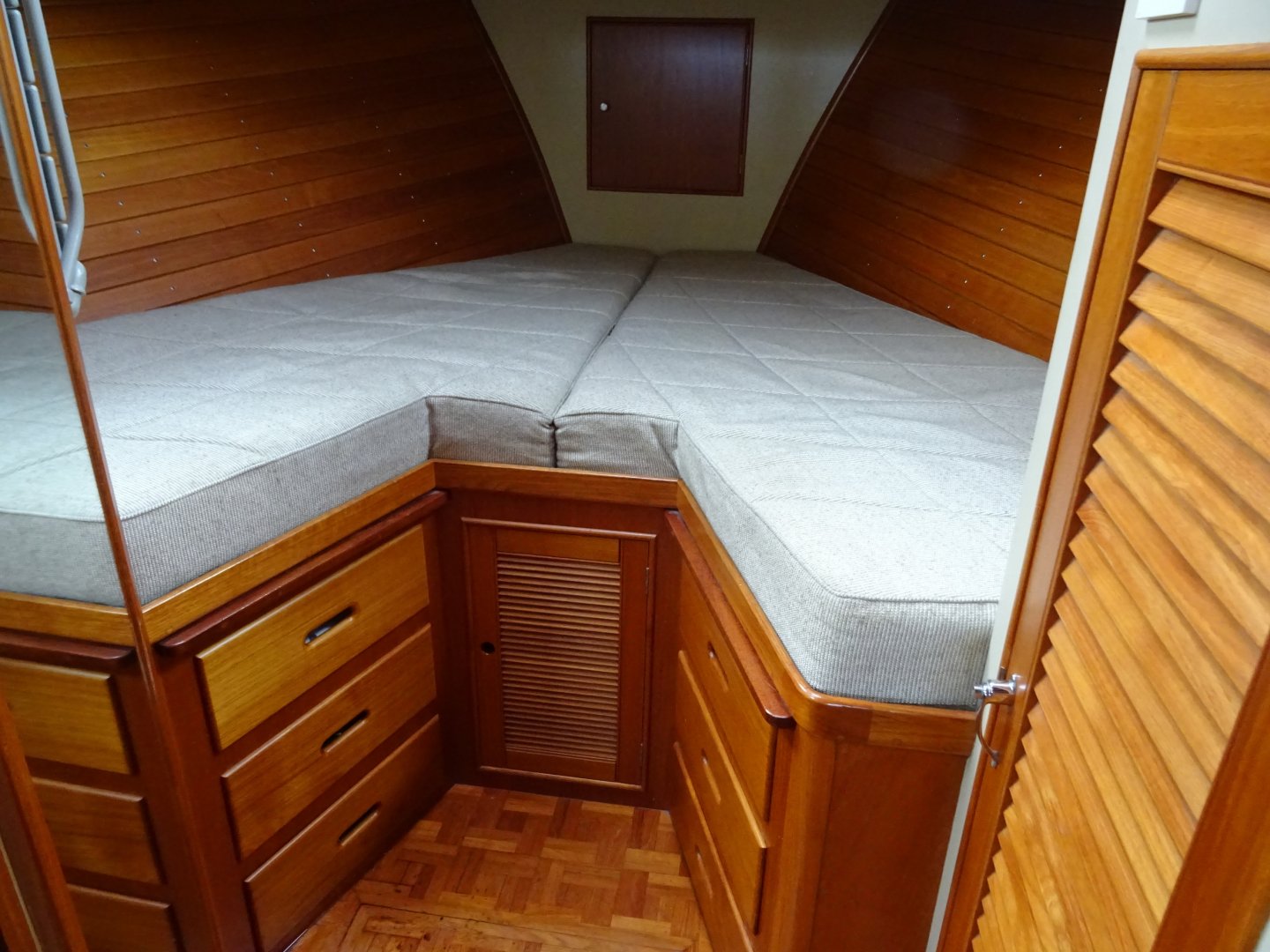 foto: 27 Grand banks 42 Europa