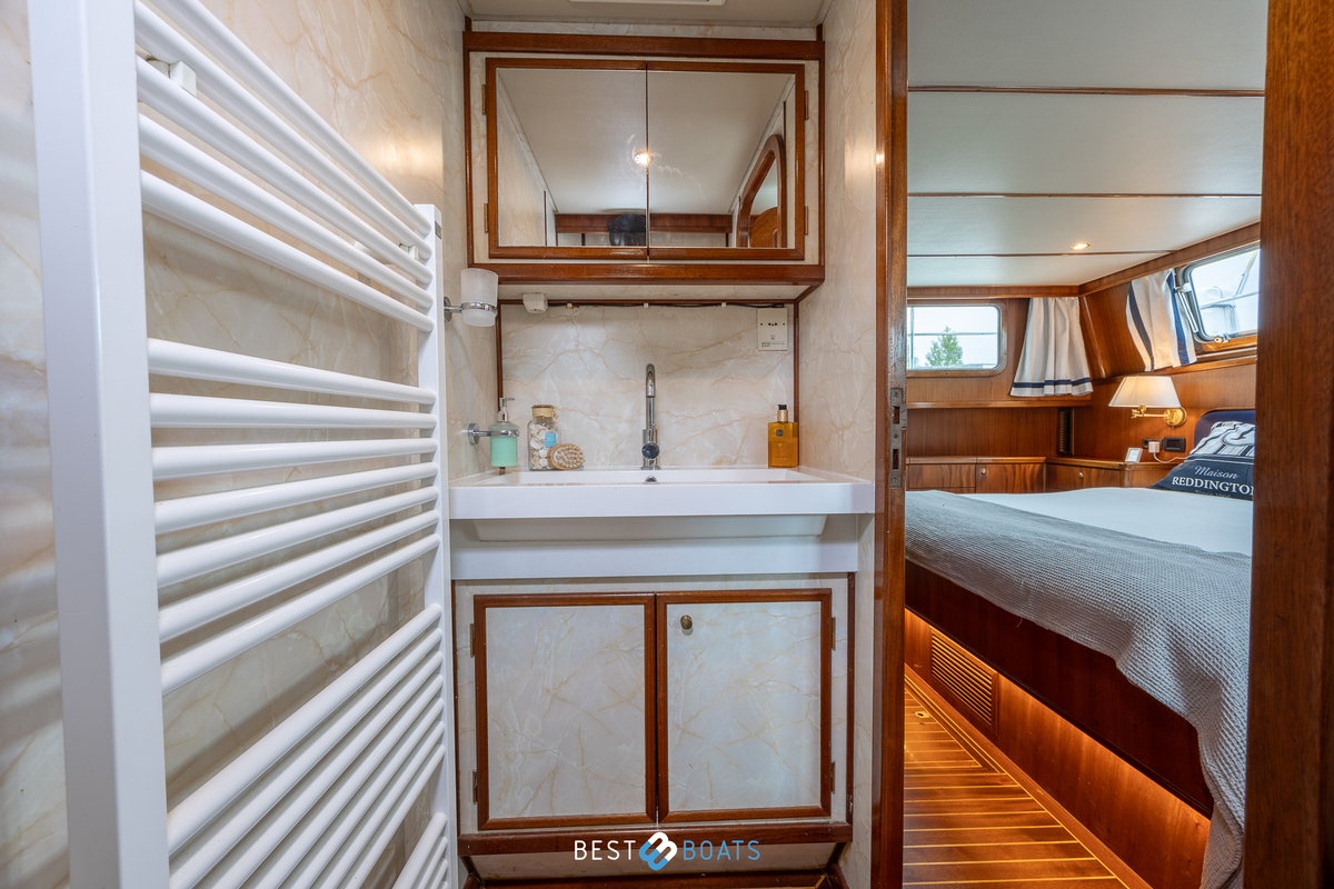 foto: 95 Tradewind 33