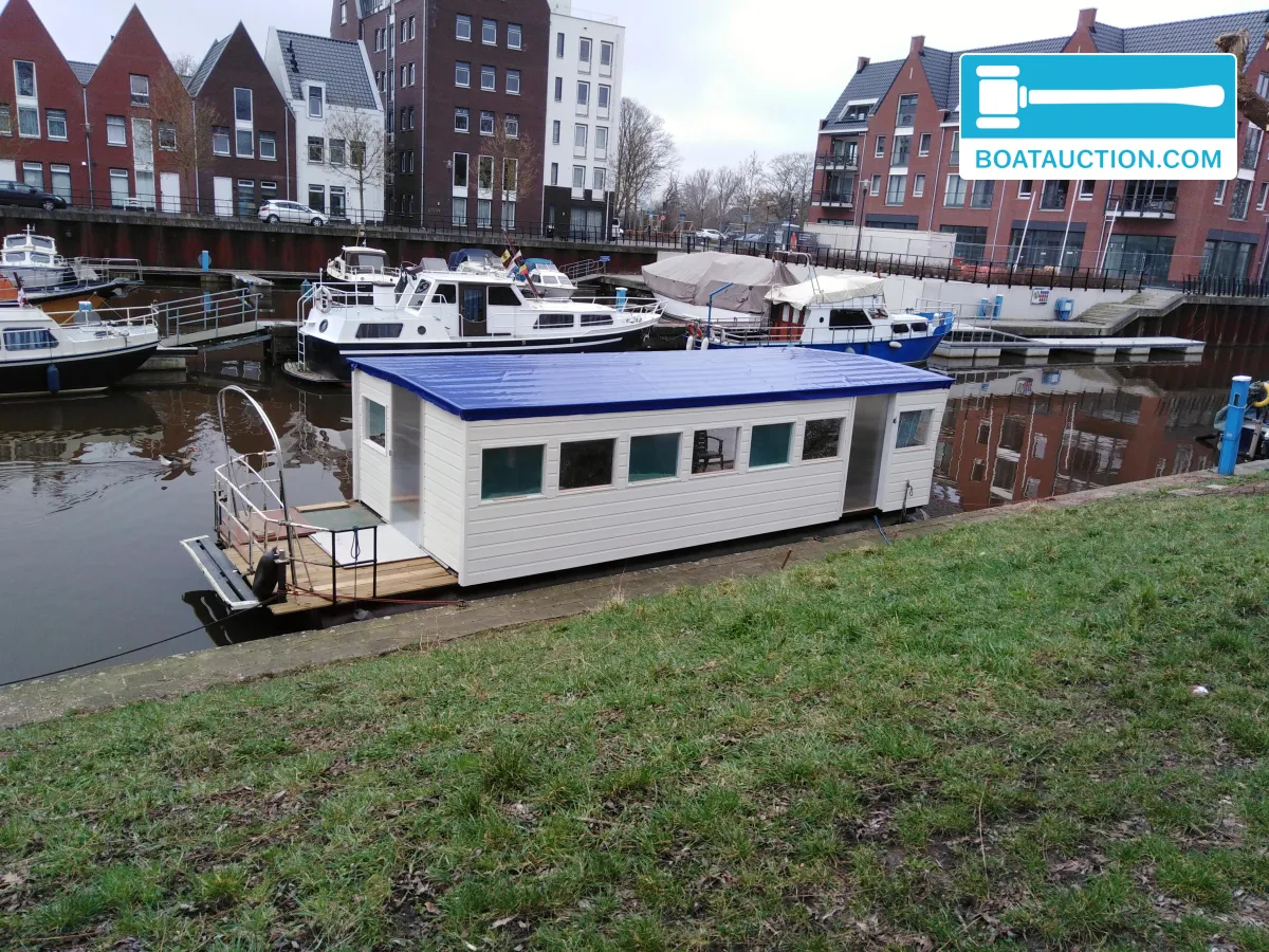 Woonboot 1100