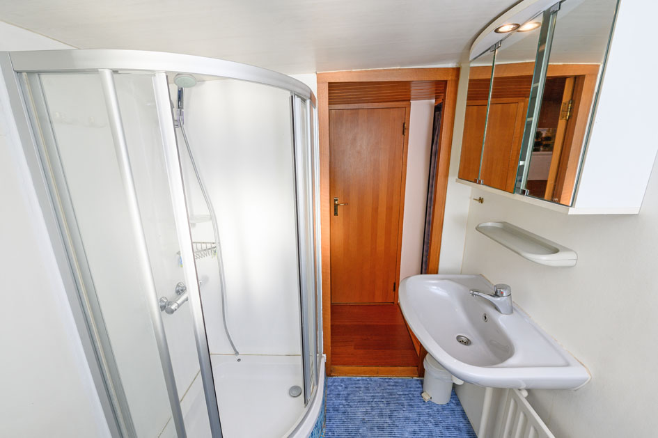 foto: 124 Luxe Motor 21.18 met UBC