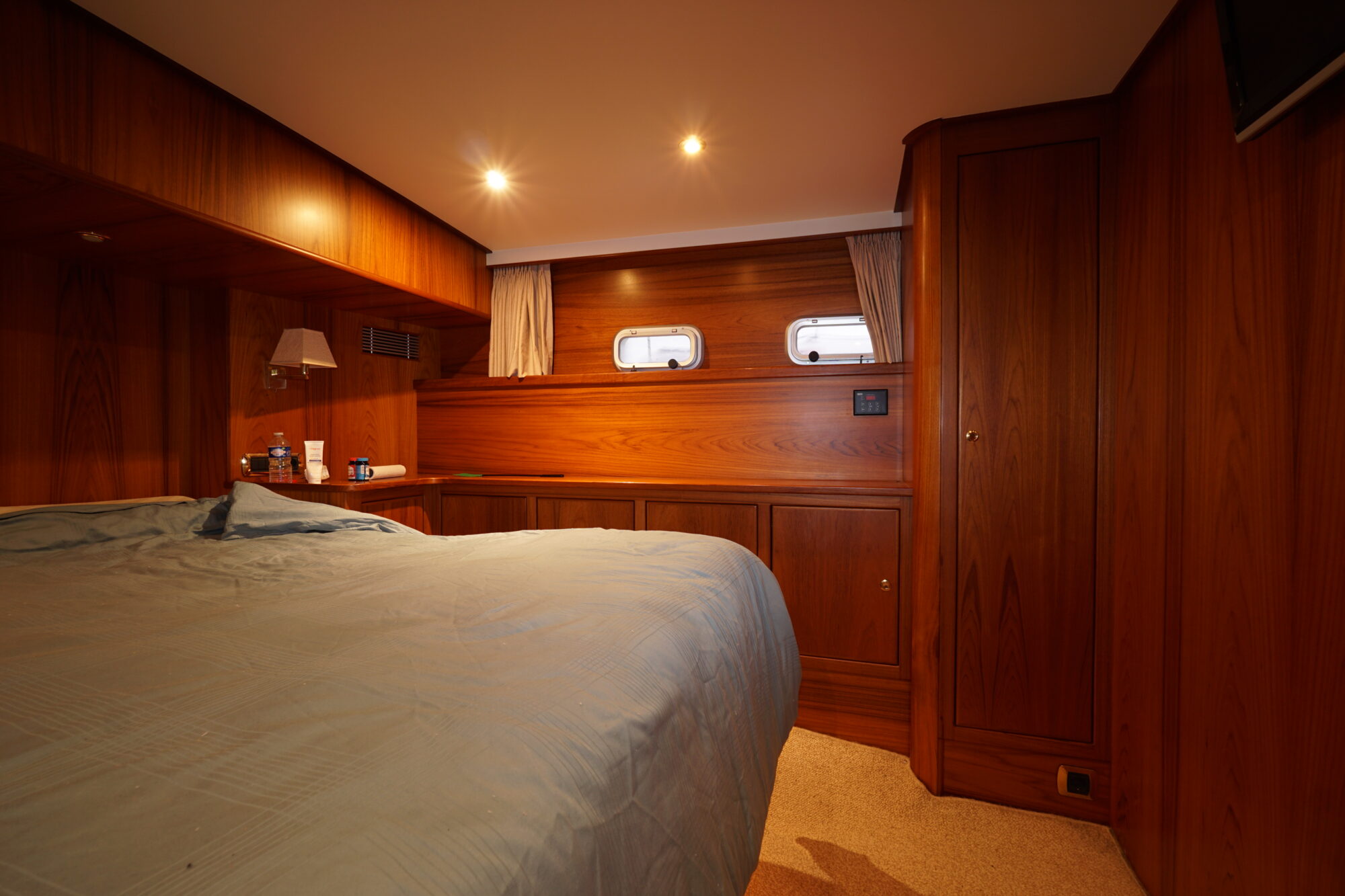 foto: 56 Super van Craft Super van Craft 14.80 Cabrio Stabilizers