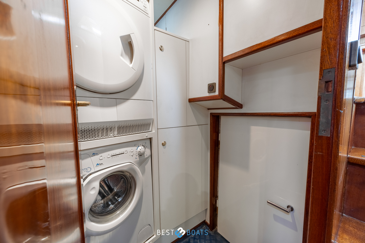 foto: 96 Tradewind 33