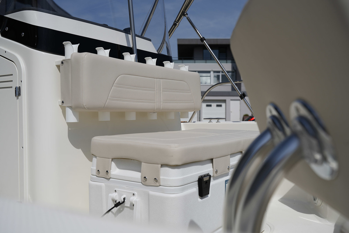 foto: 52 Boston Whaler 210 Montauk