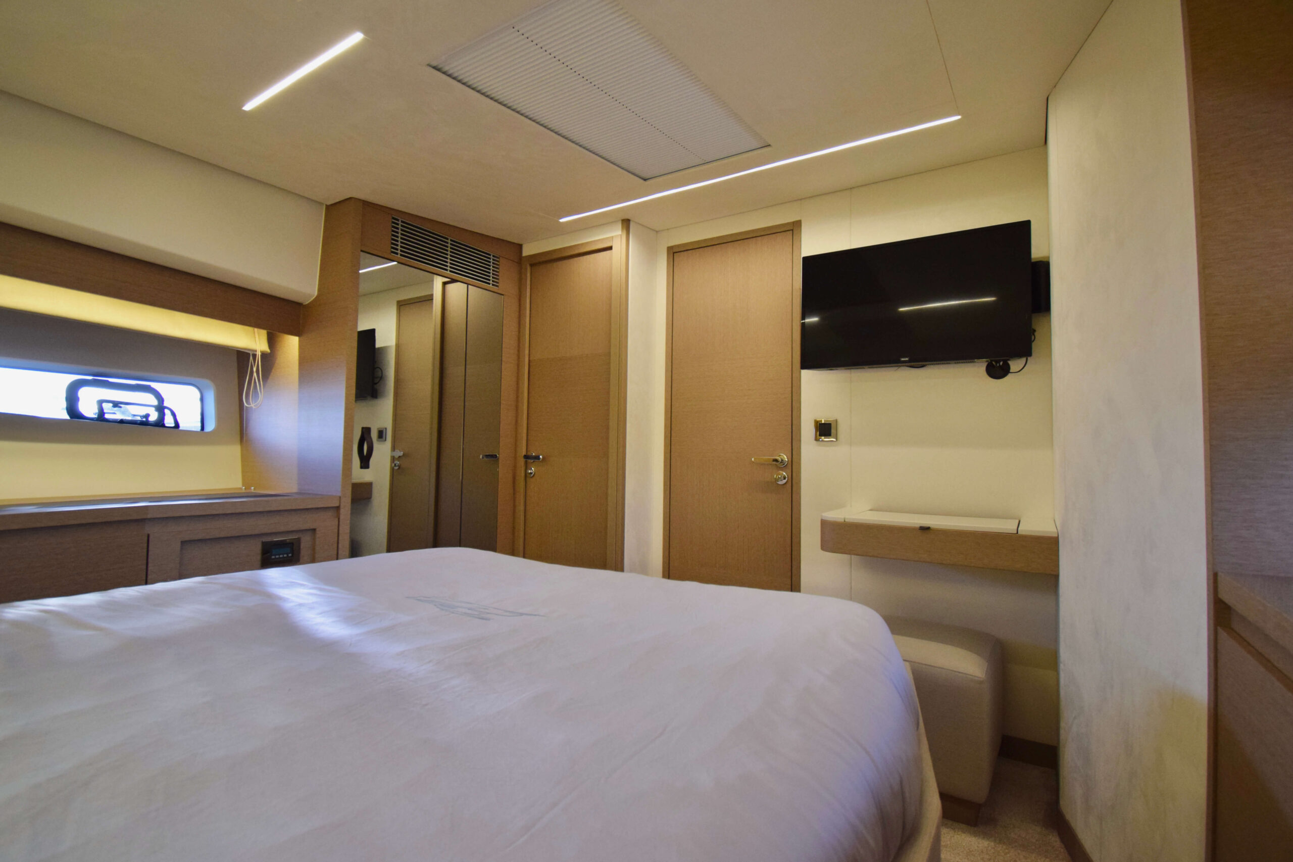 foto: 41 Prestige 590 Flybridge #19