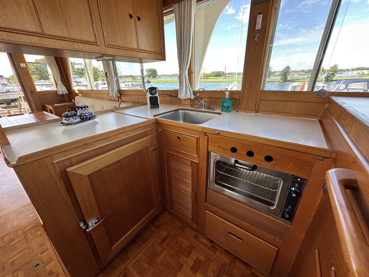 foto: 34 Grand Banks 42 europa