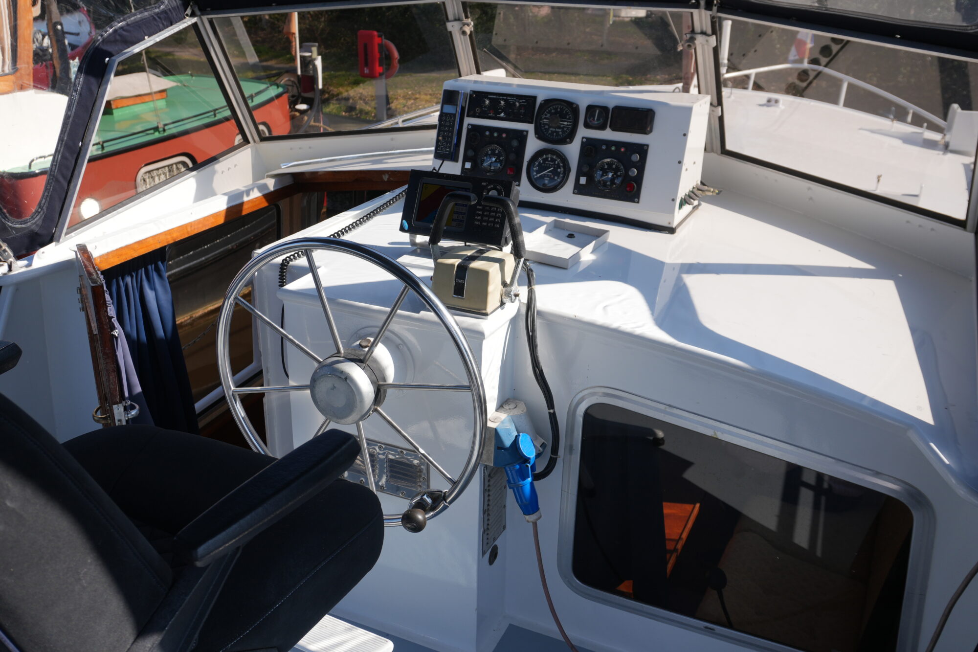 foto: 73 Curtevenne Curtevenne 10.50 AK Cabrio