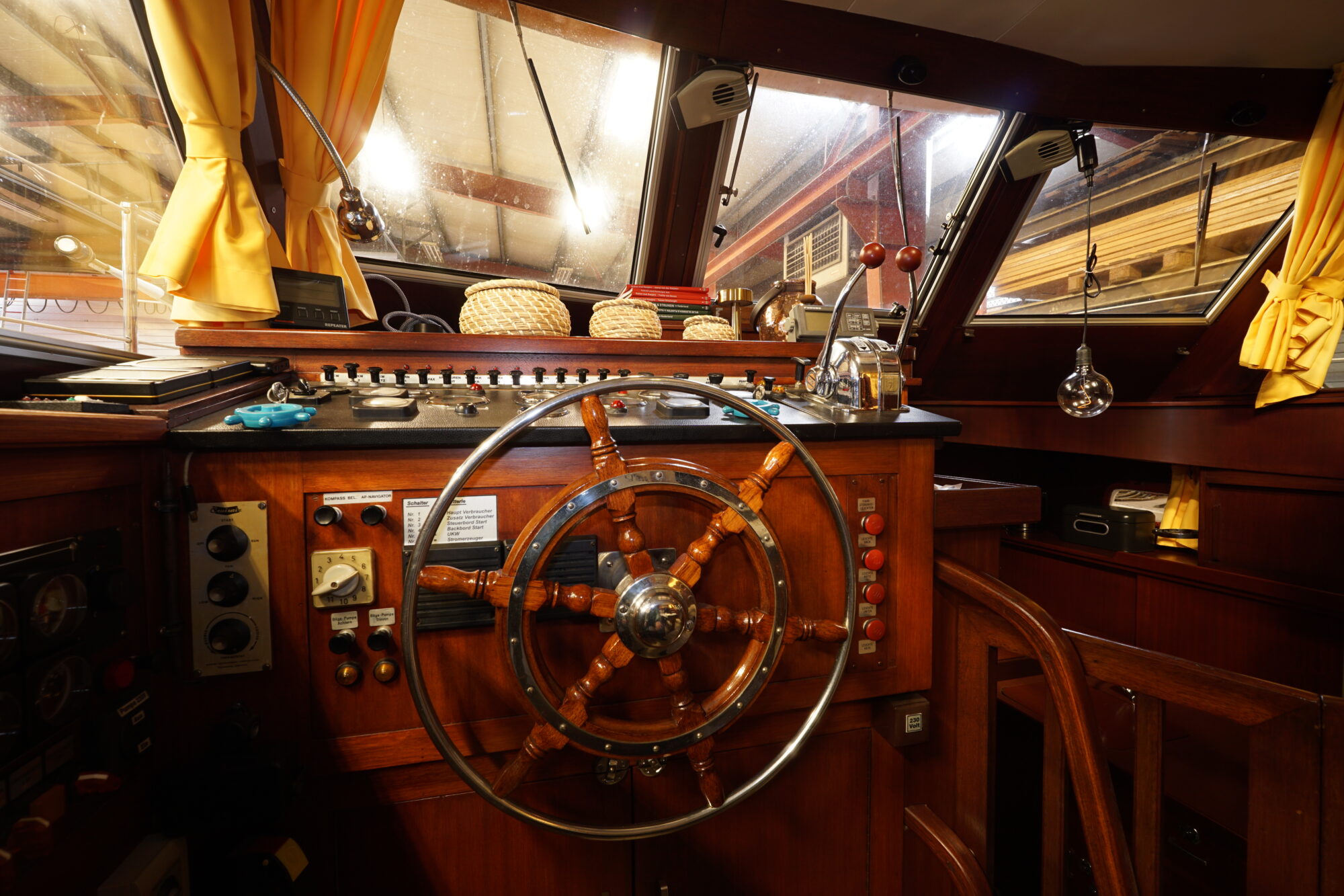 foto: 157 Lowland Lowland Rondspant Kruiser 13.00 AK Cabrio