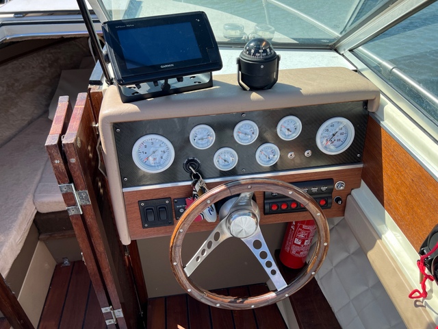 foto: 16 Formula Formula Thunderbird 20 GL