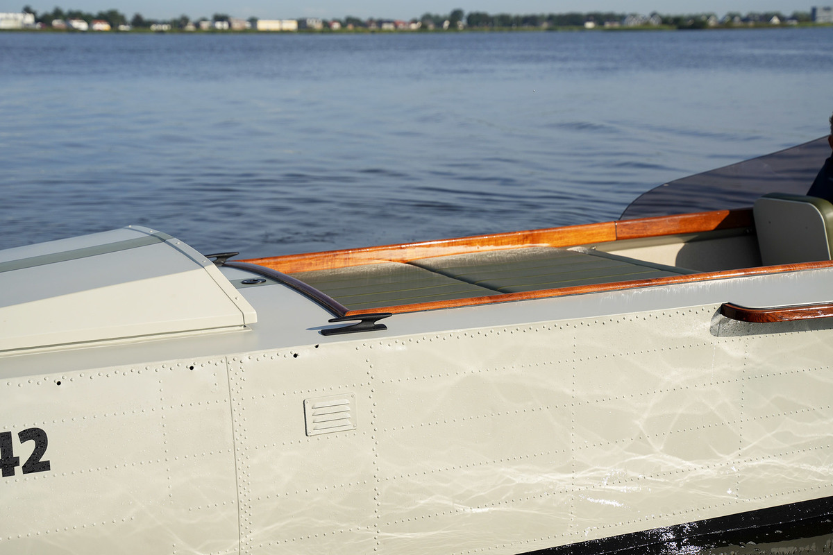 foto: 99 Volga Draagvleugelboot