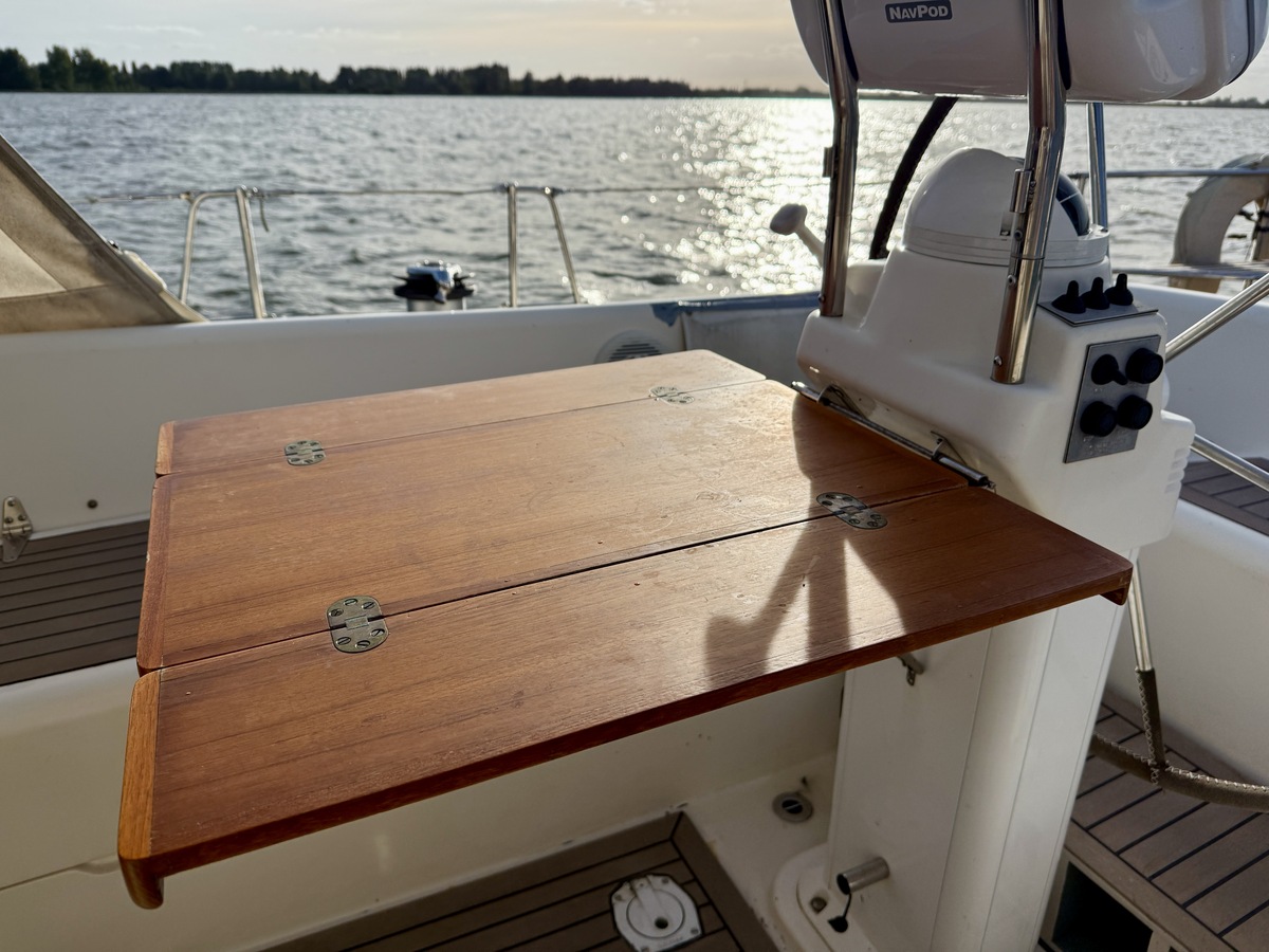 foto: 78 Oyster 45 Deck Saloon