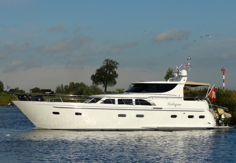 foto: 32 Valk Continental 15.50 HT