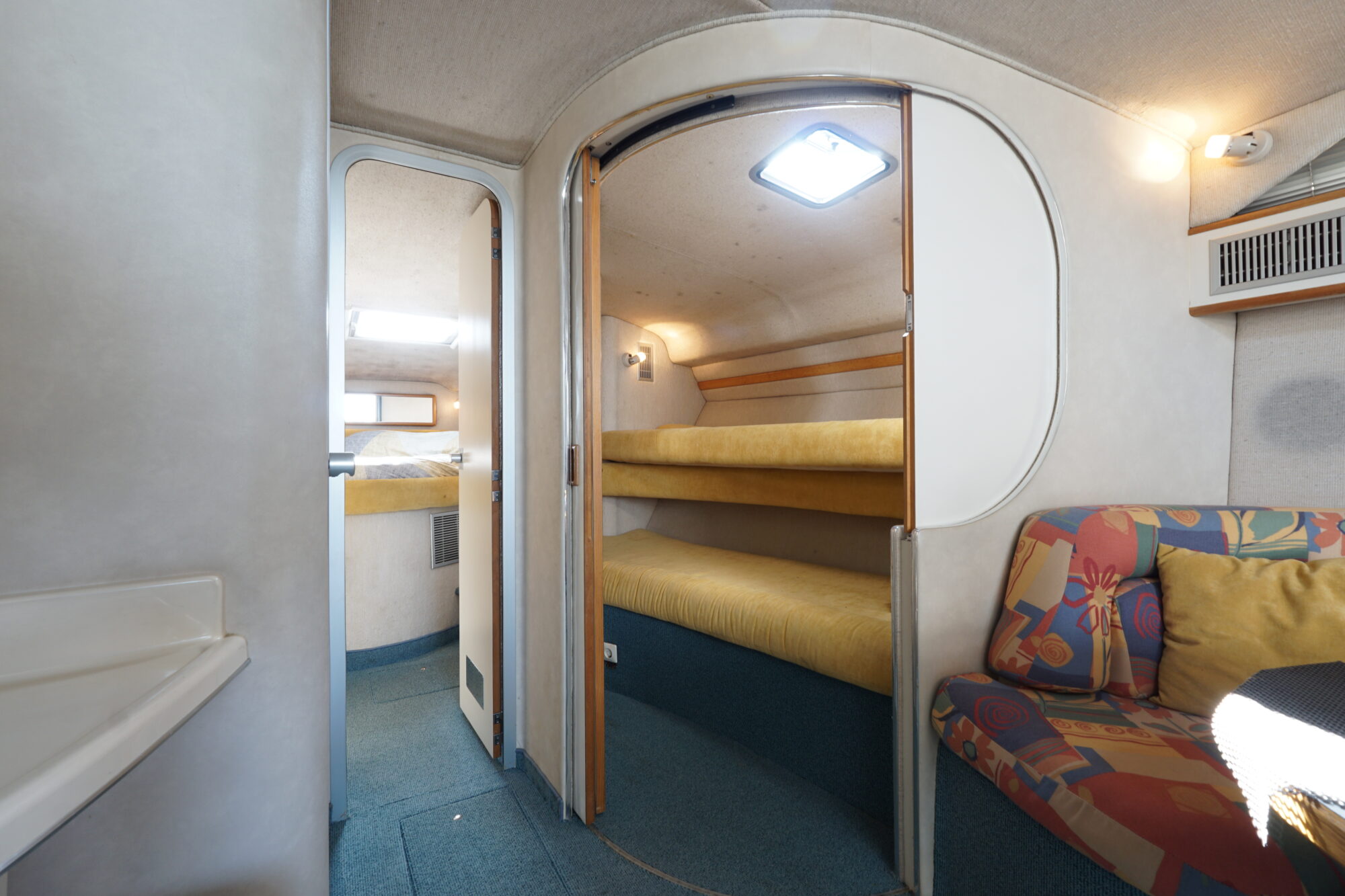 foto: 67 Sea Ray Sea Ray 400 Express Cruiser