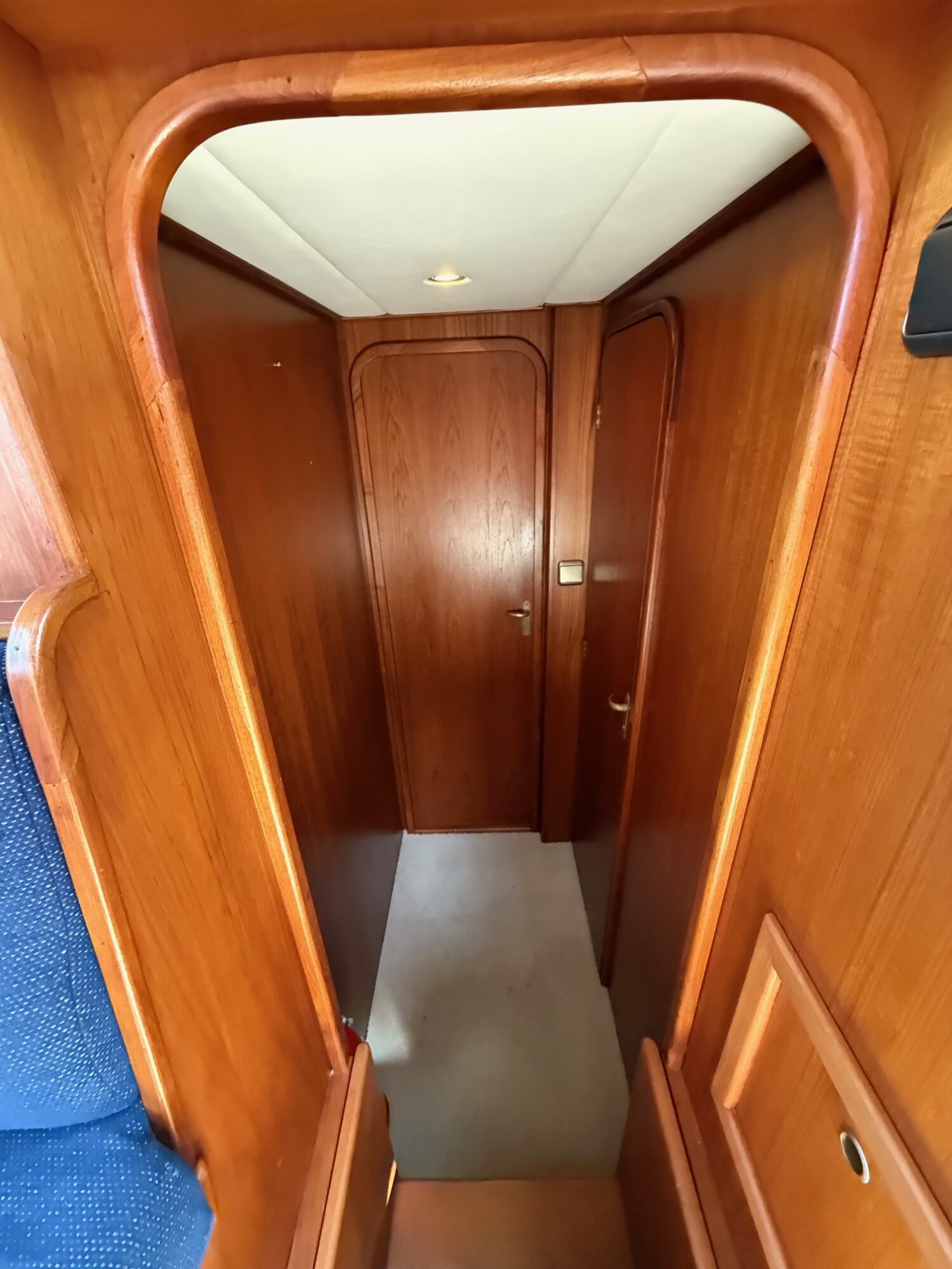 foto: 51 Explorer Explorer Classic 44 AK Cabrio