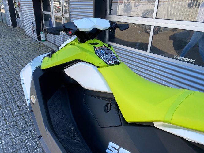 foto: 5 Sea-Doo Spark 2-up 115PK DEMO