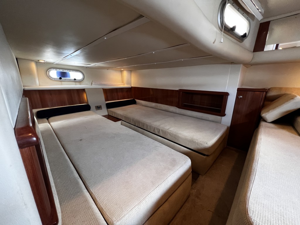 foto: 34 Sealine  S38