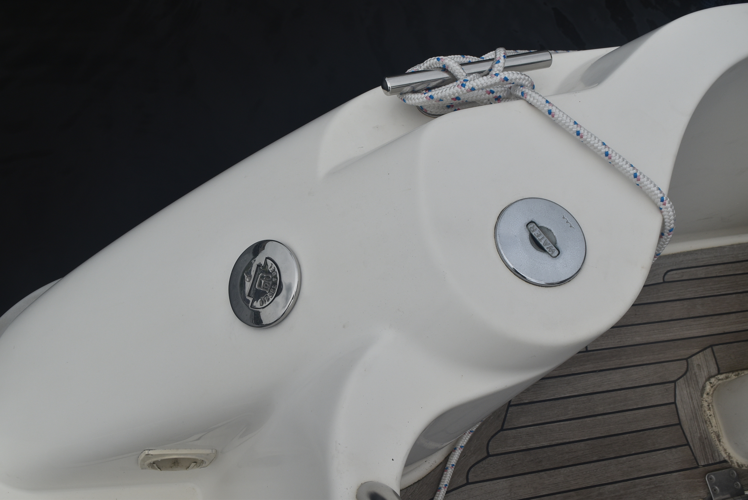 foto: 35 Aquador 25C