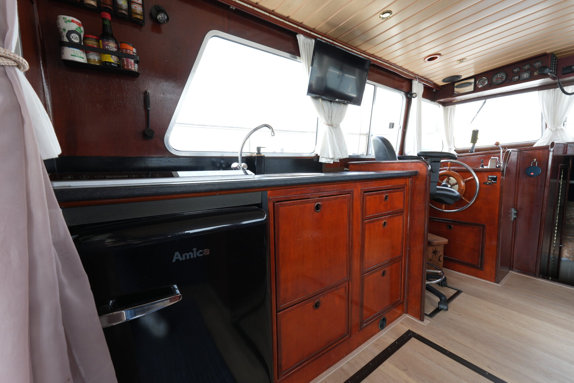 foto: 35 Barkas Barkas 11.00 OK