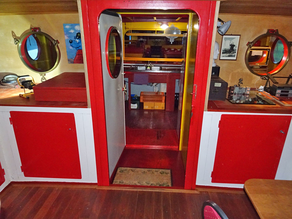 foto: 87 Dagpassagiersschip 200 pers