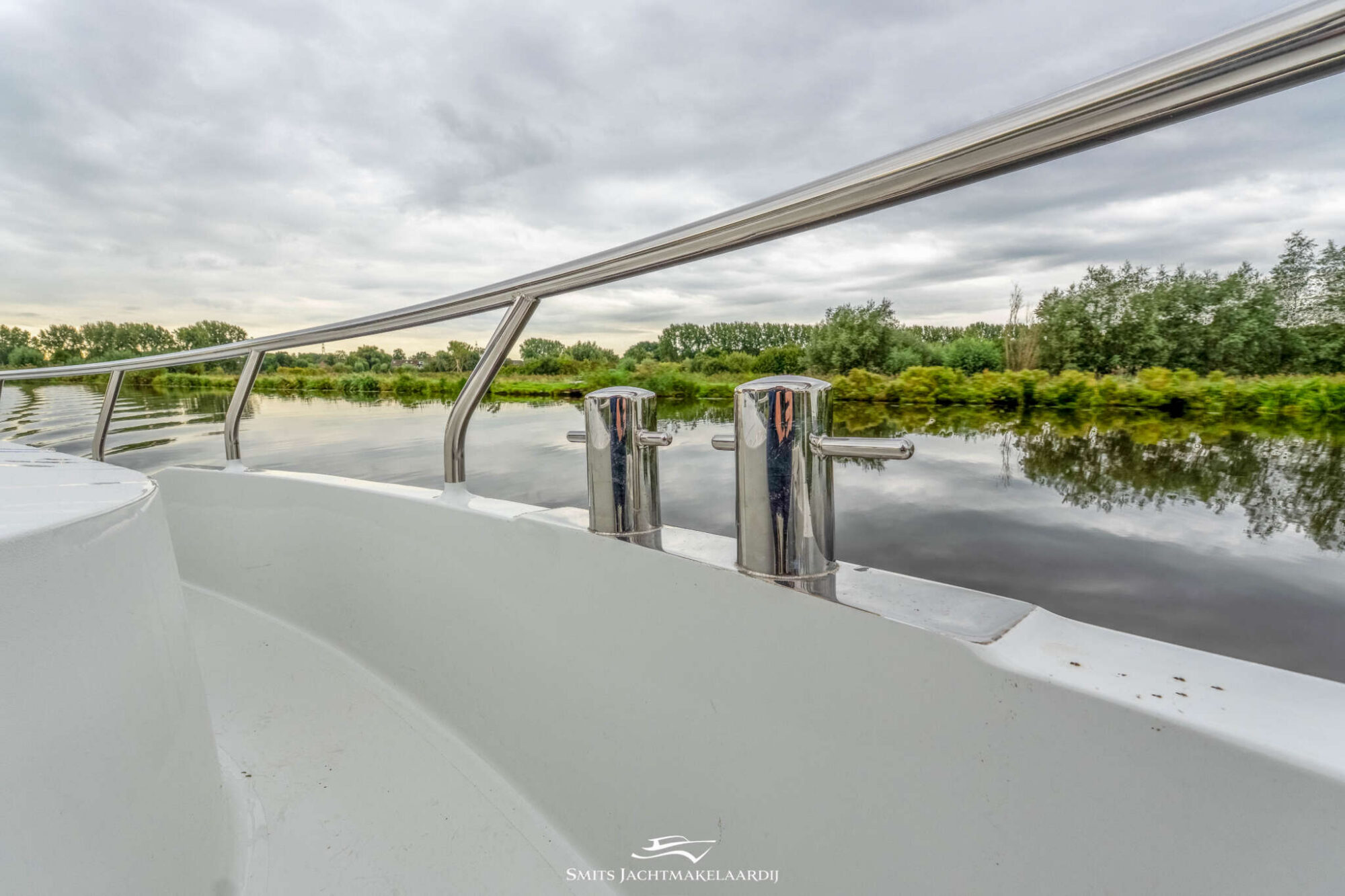 foto: 64 Vedette Vedette 33 Salon Comfort Line