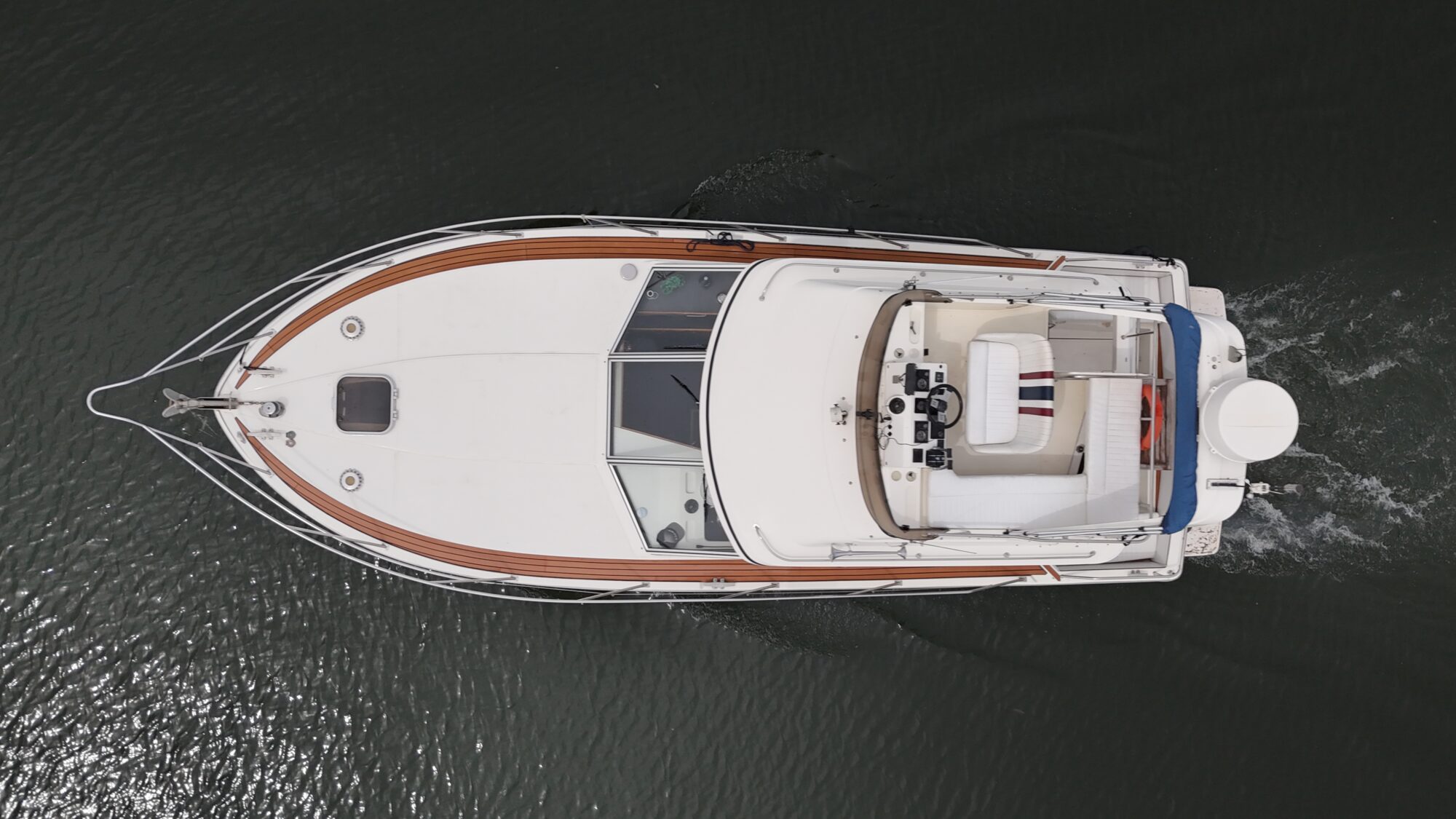 foto: 40 Fairline Fairline Corniche 31 Flybridge