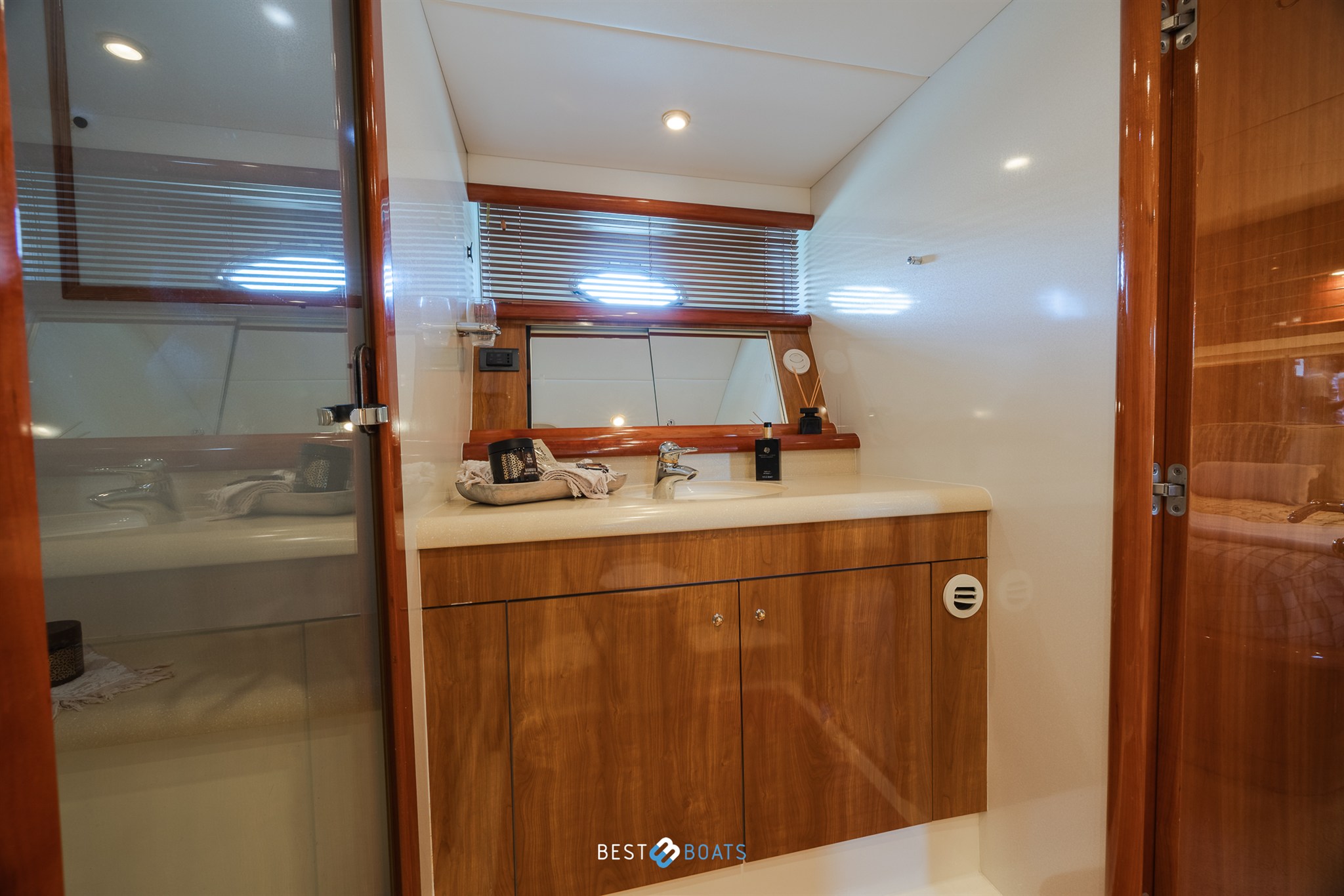 foto: 90 Sunseeker Manhattan 64