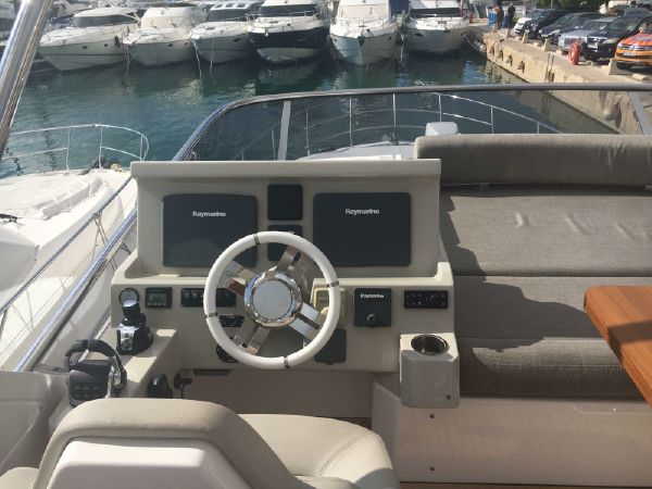 foto: 24 Azimut 50 Fly