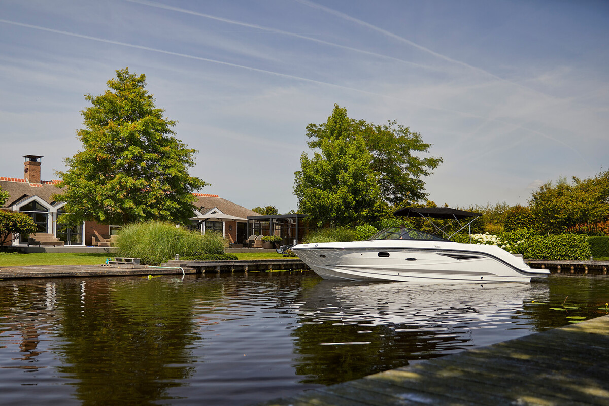 foto: 27 Sea Ray SLX 250