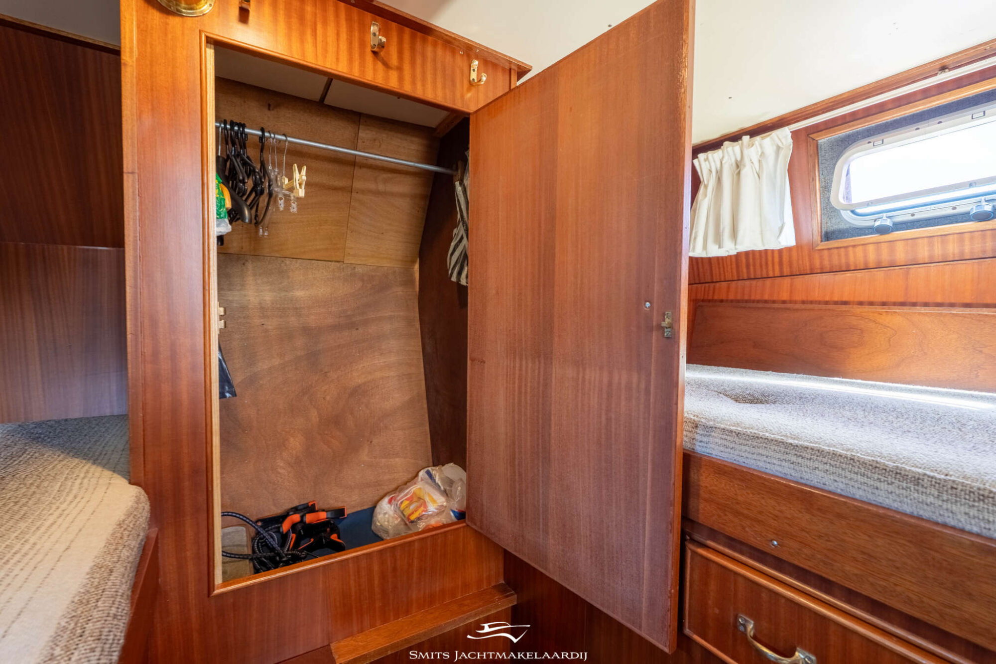 foto: 36 Beachcraft Beachcraft 10.50 AK Cabrio