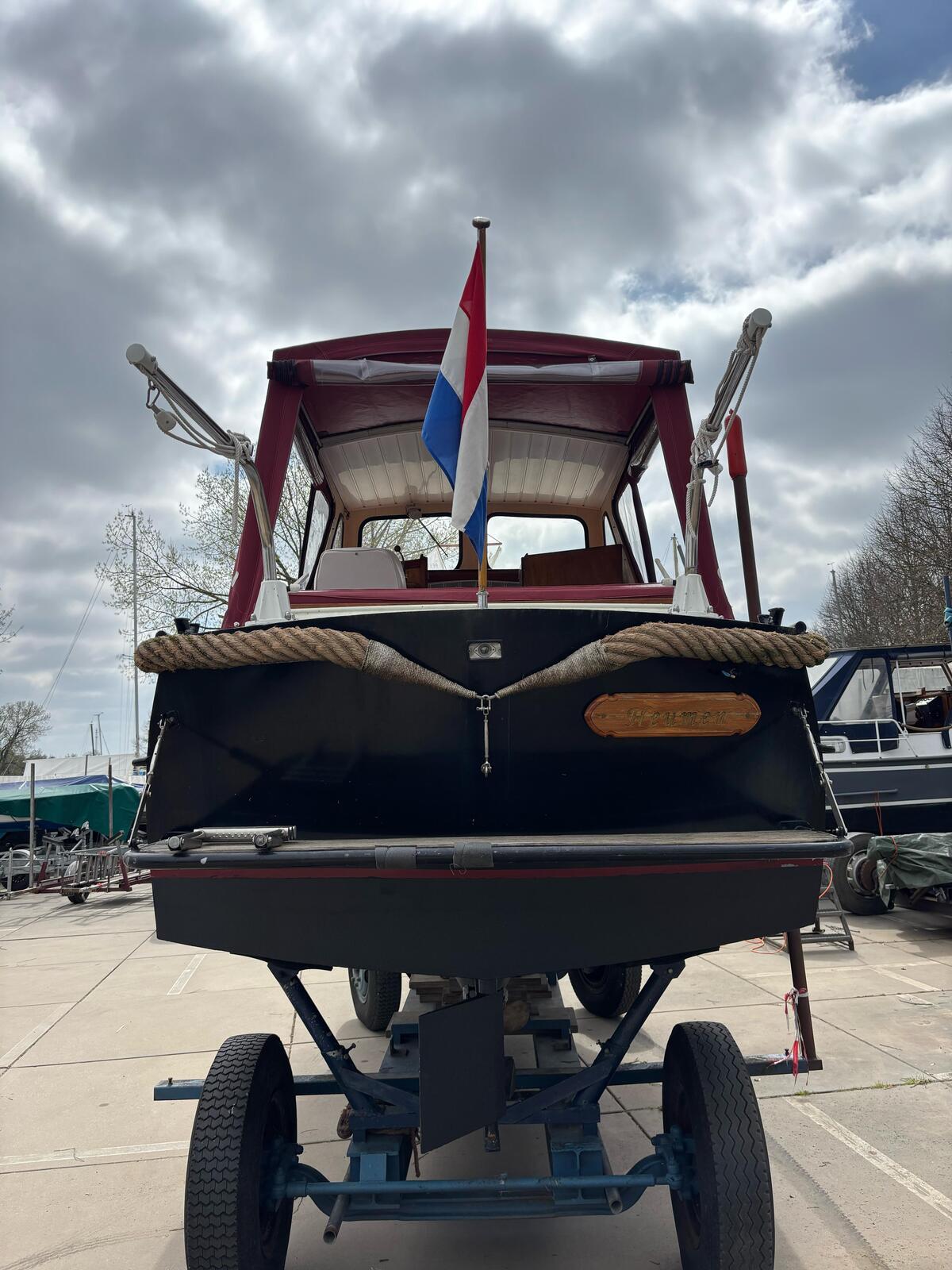foto: 47 Curtevenne 750