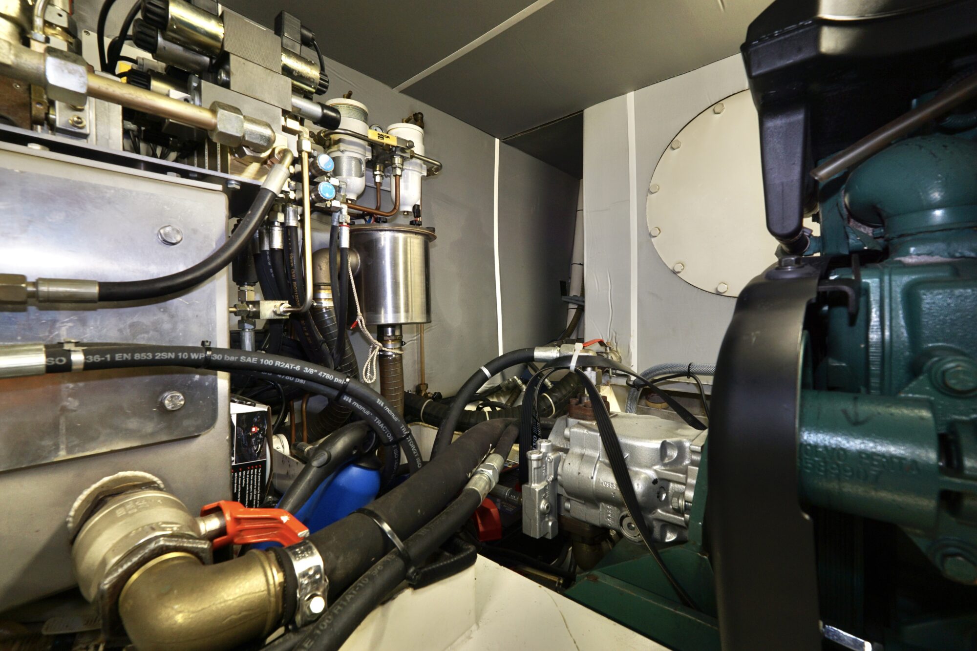 foto: 99 Van den Hoven Van den Hoven Exclusive 18.00 VS