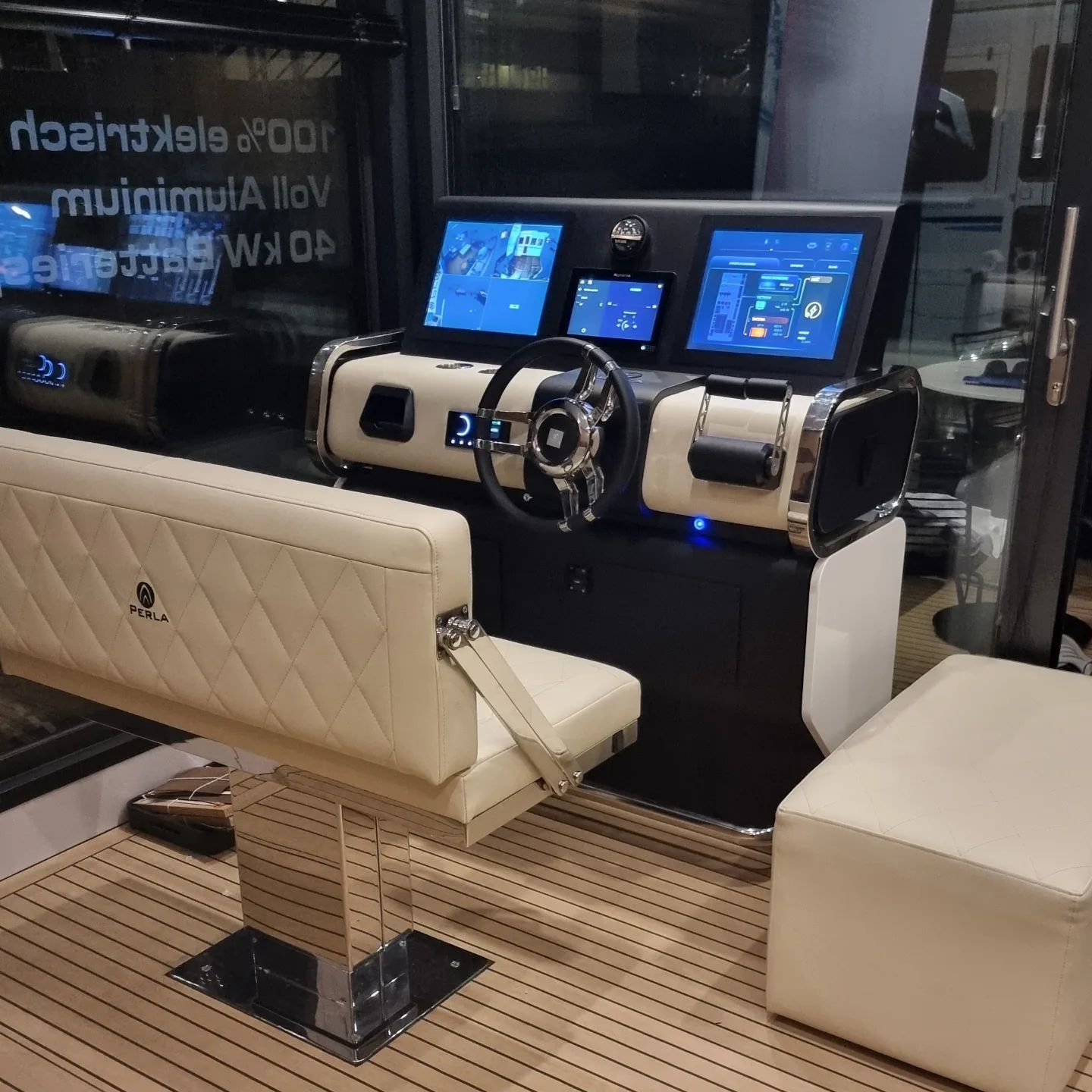 foto: 28 Perla E-vision 42