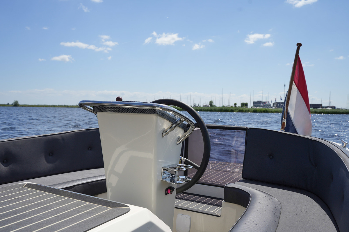 foto: 32 Waterspoor 711 Open