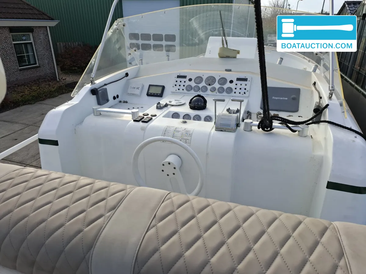 foto: 27 Tecnoyacht Puma 2