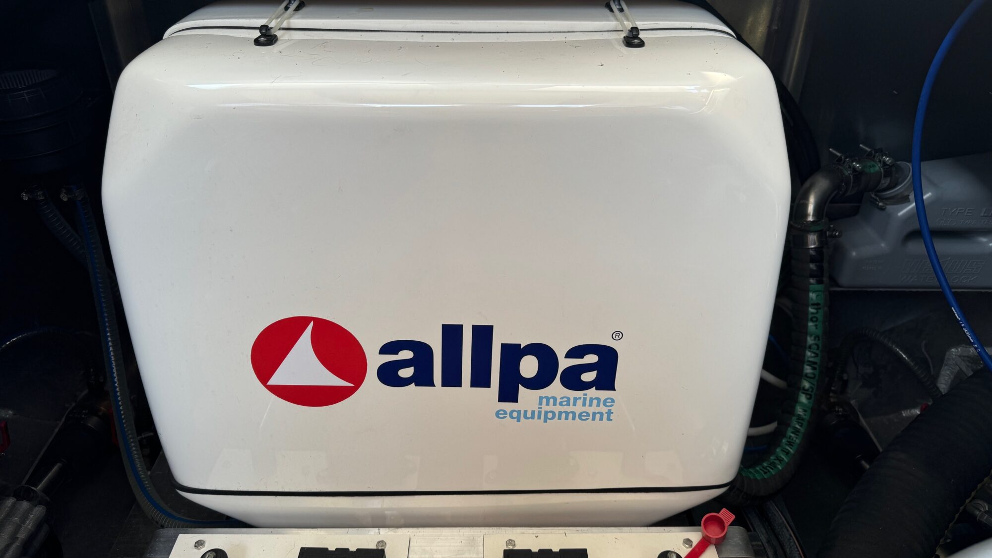 foto: 36 Concordia Concordia 110 Sedan Paviljoen