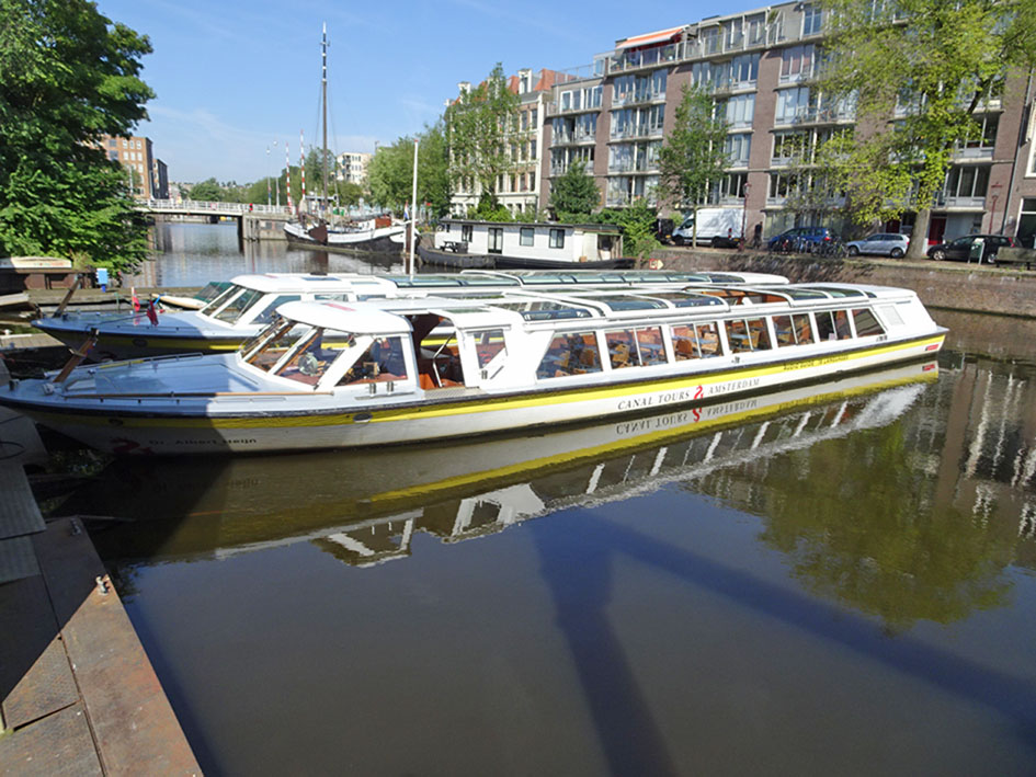 foto: 38 Amsterdamse Grachten rondvaartboot 21.80 21.80