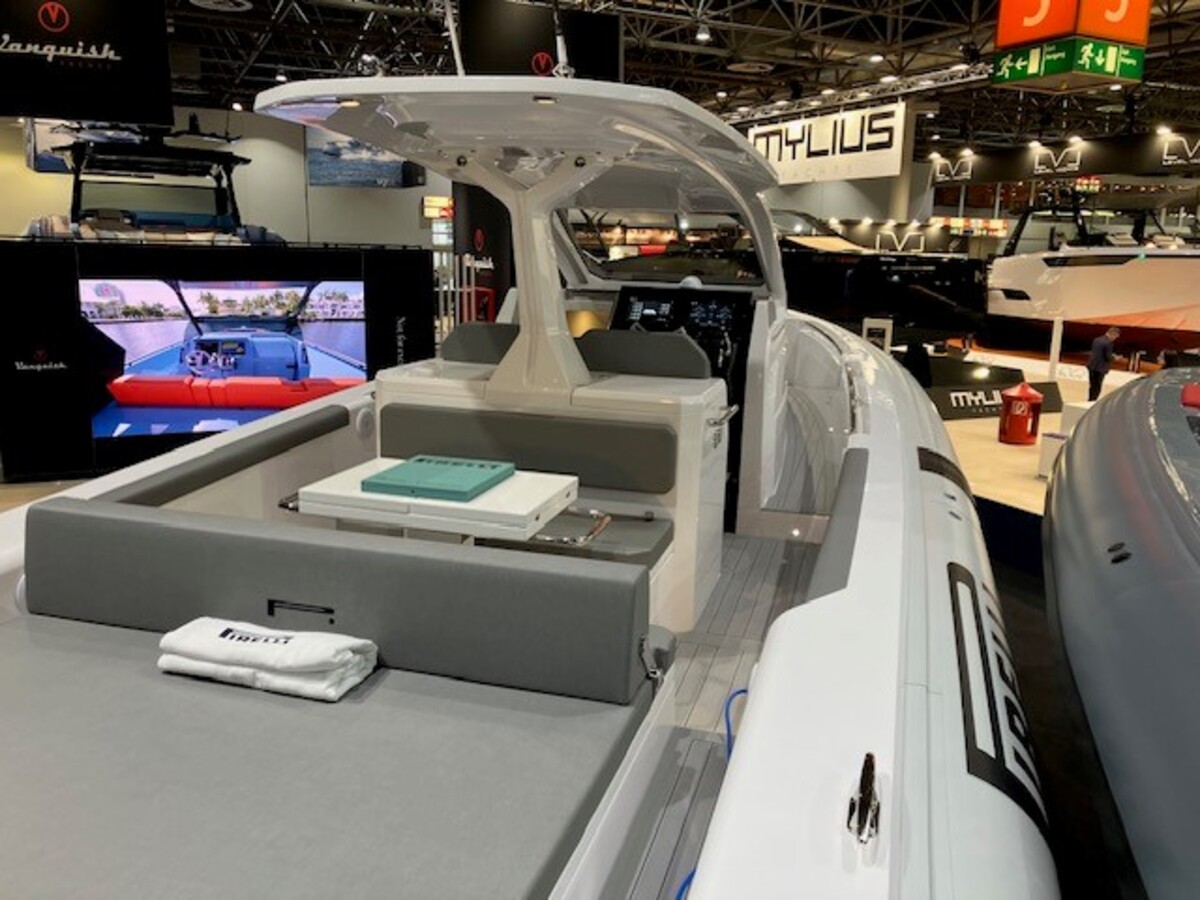 foto: 37 PIRELLI 35 DEMO 2025 - BRAND NEW - SPECIAL OFFER! 