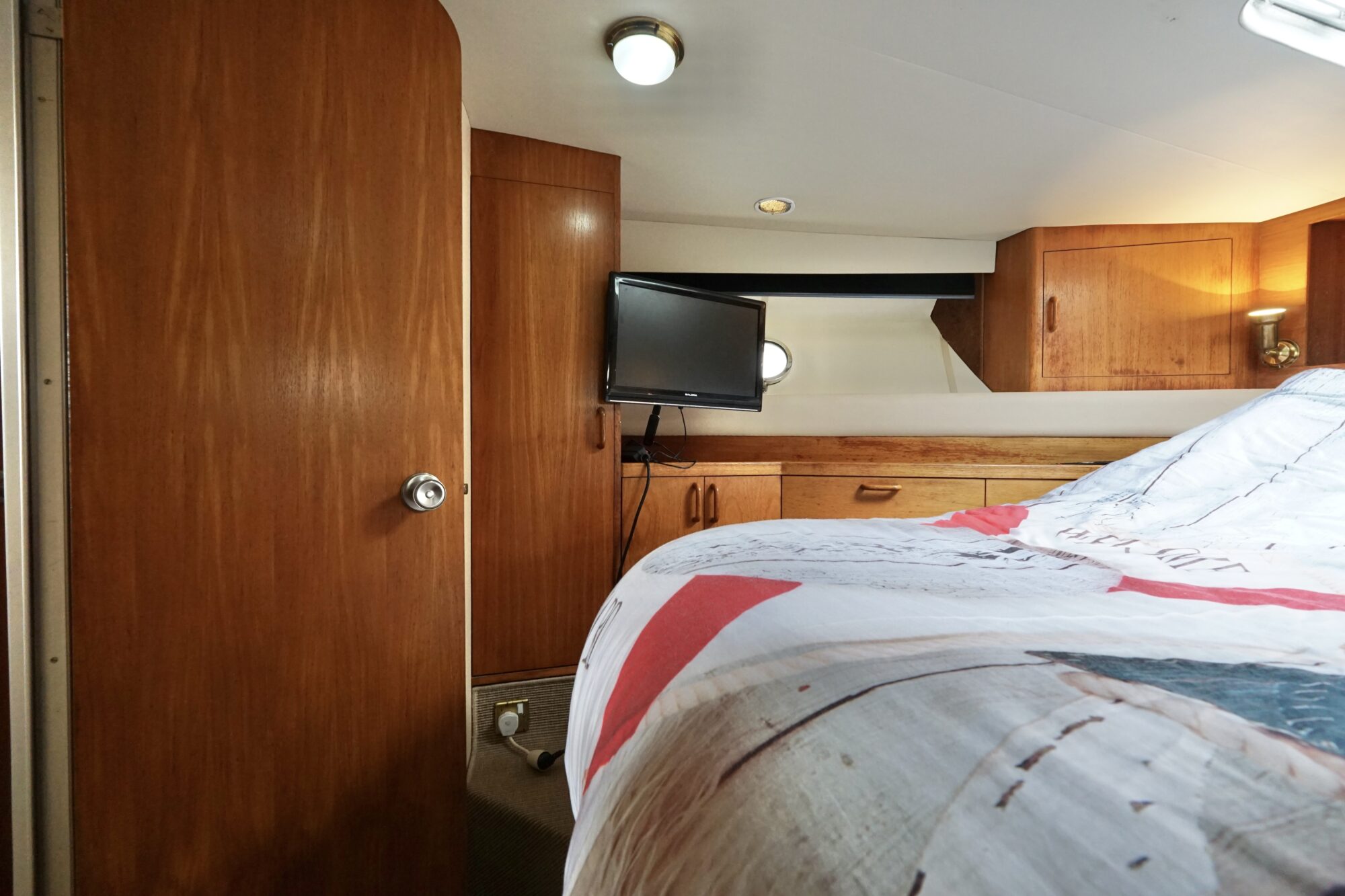 foto: 75 Princess Princess 415 FB