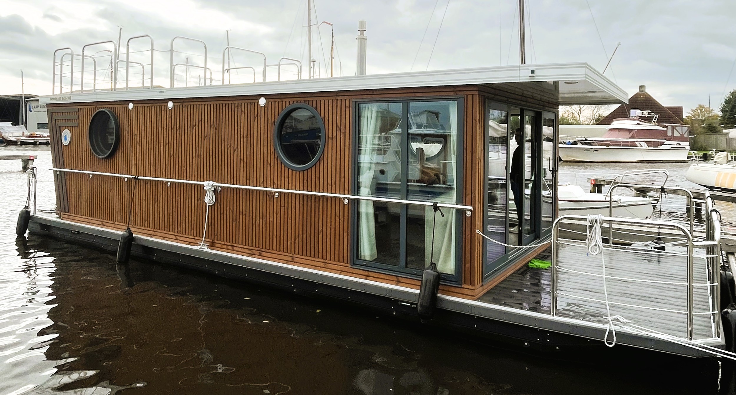 foto: 4 Nordic Season NS 40 Eco 36m2 Houseboat
