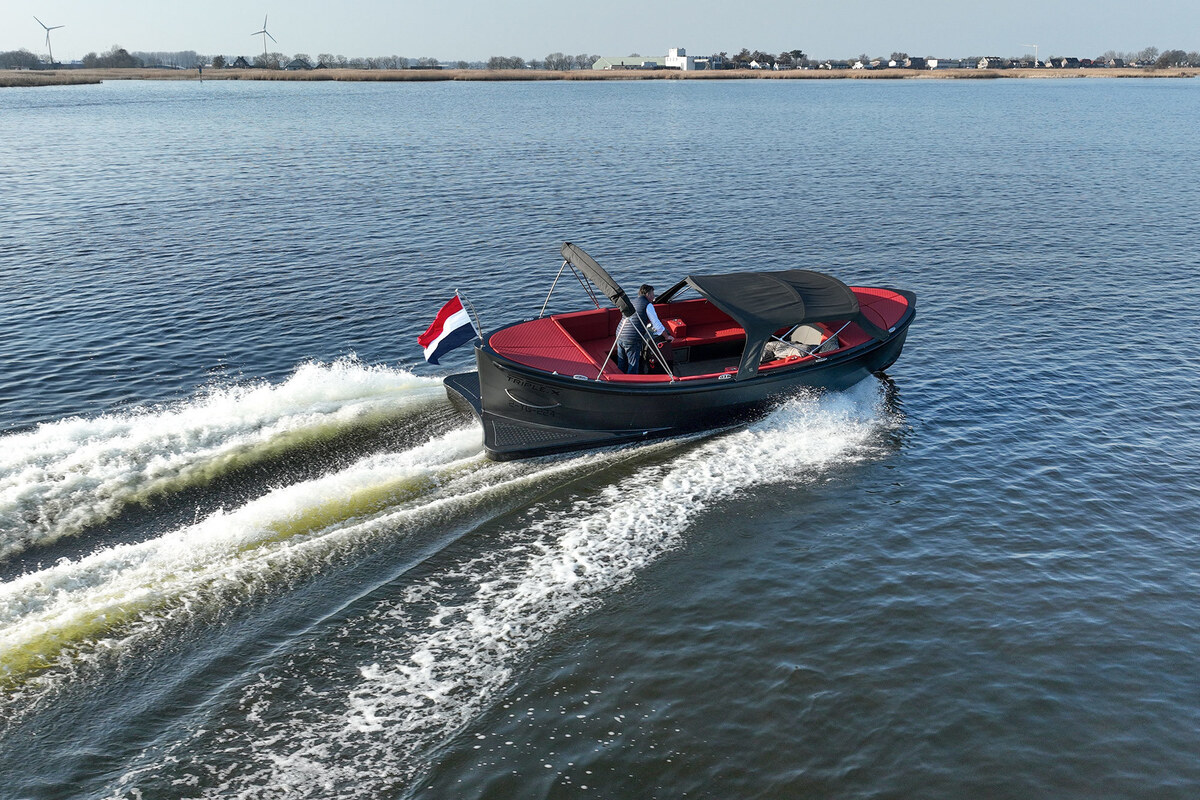 foto: 68 Triple X 800