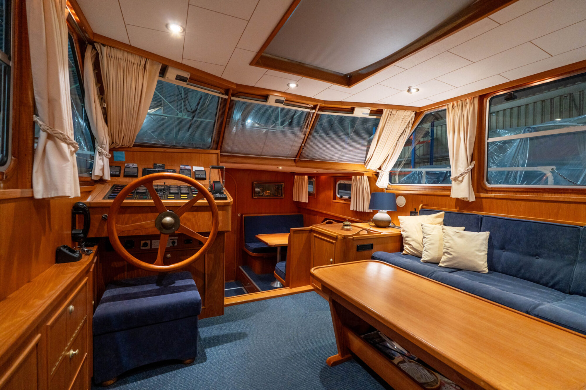 foto: 54 Volker Volker Trawler 13.50 AK Cabrio