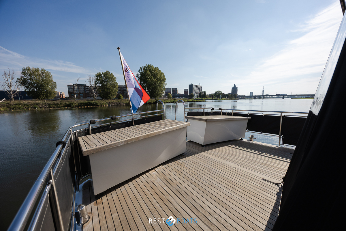 foto: 43 Valkkruiser 12.60 AK