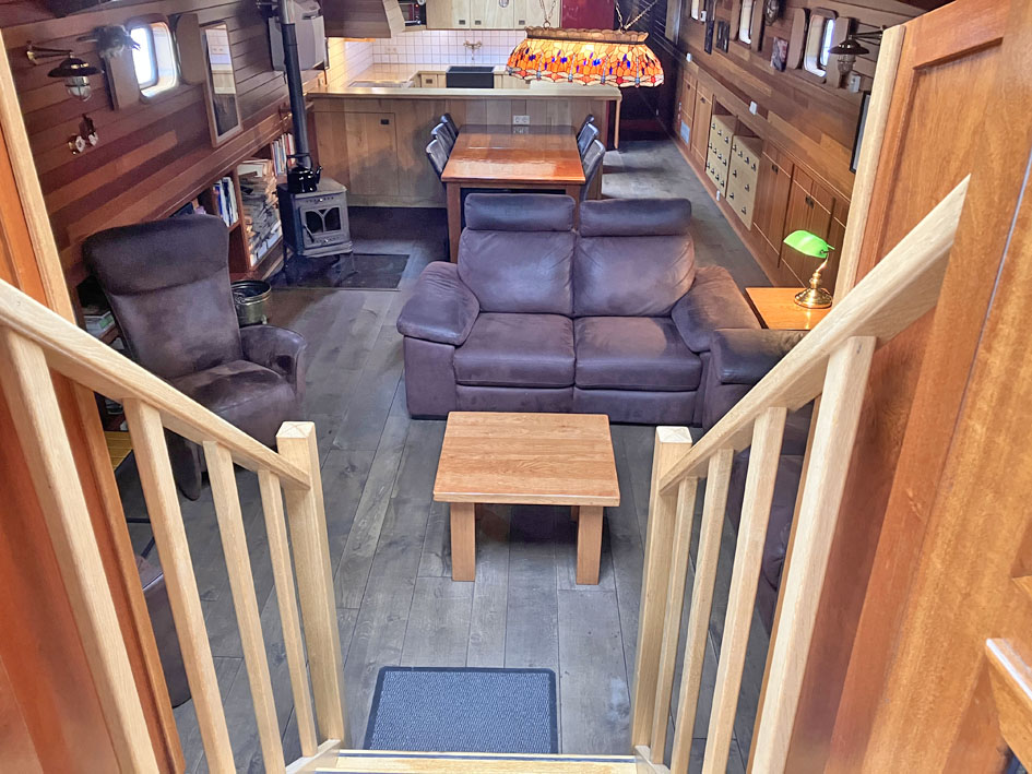 foto: 54 Spits B&B Varend Woonschip 39.09 met CvO