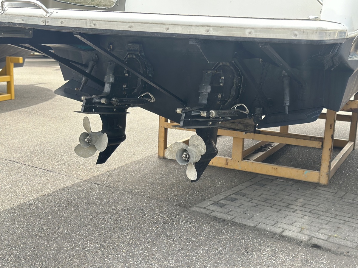 foto: 29 Bayliner 3055 Sunbridge