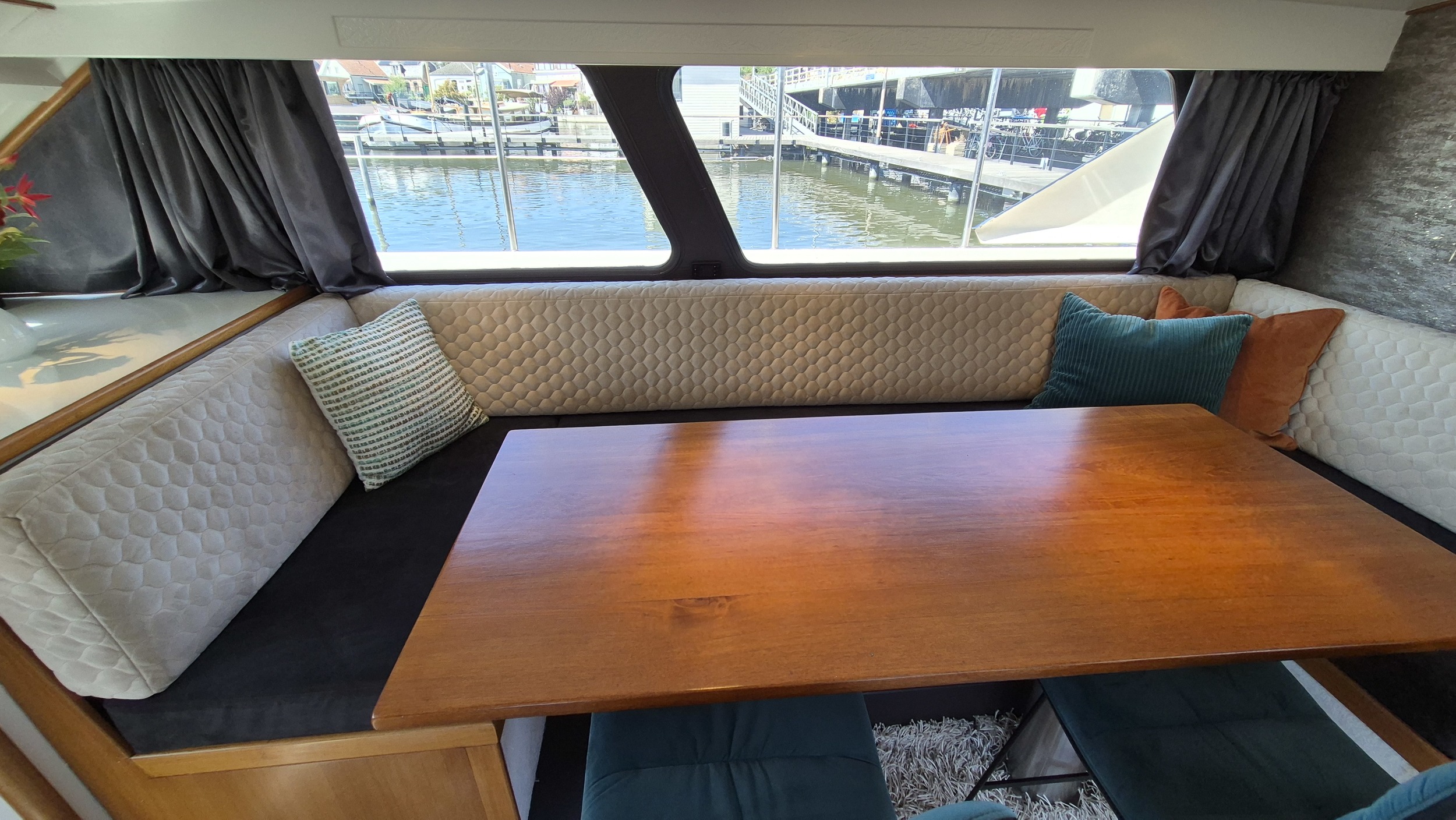 foto: 74 Ancora 44 Flybridge
