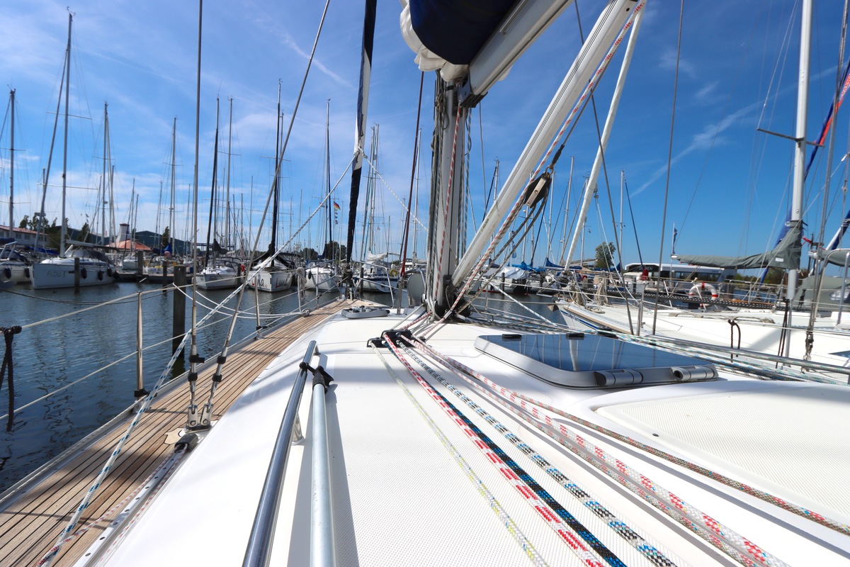 foto: 109 Bavaria  38-3 Cruiser