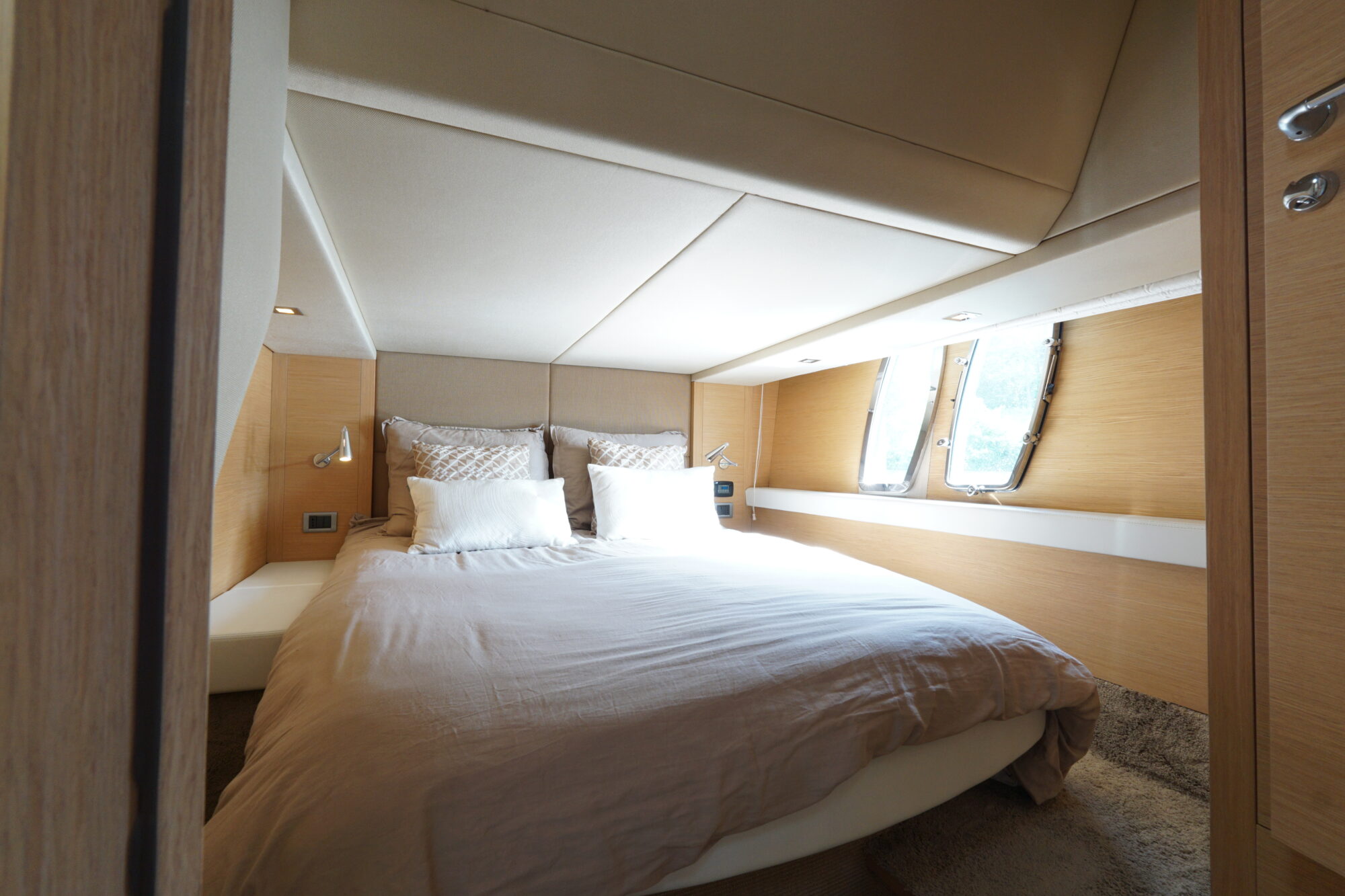 foto: 113 Sessa Sessa C52 HT