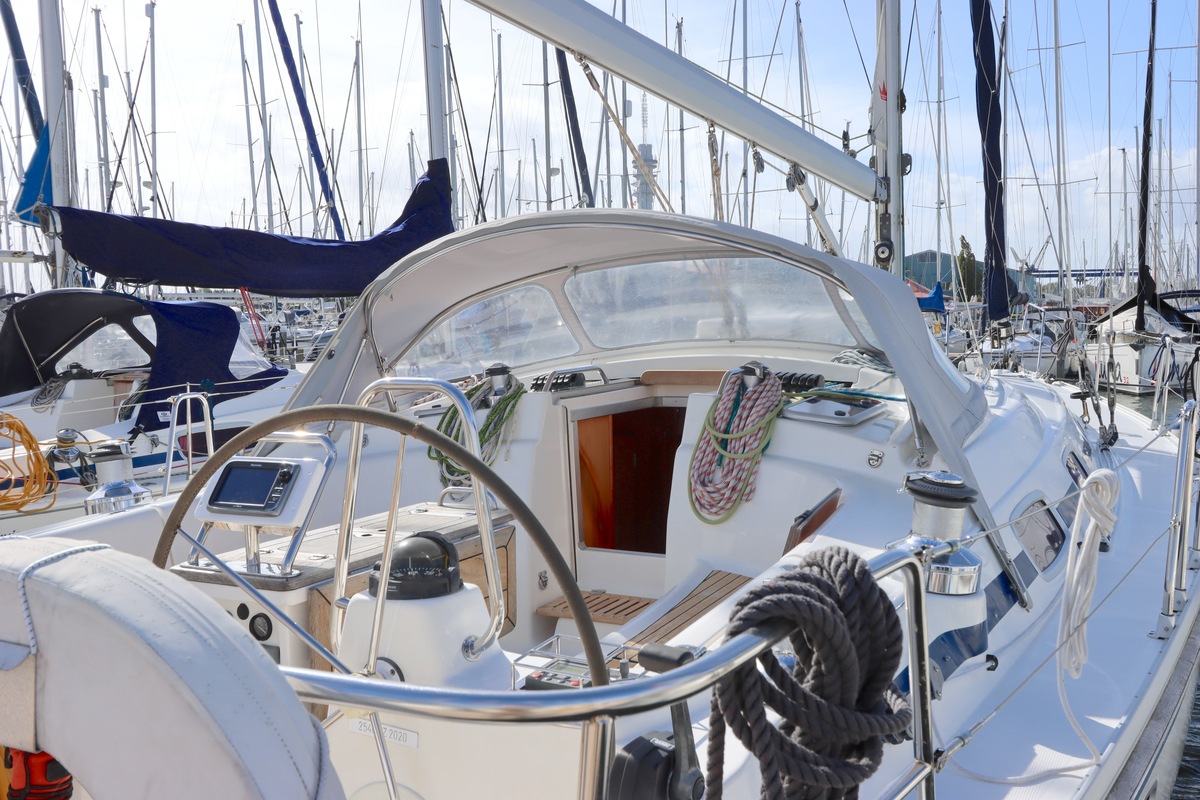 foto: 111 Bavaria 42-3 Cruiser