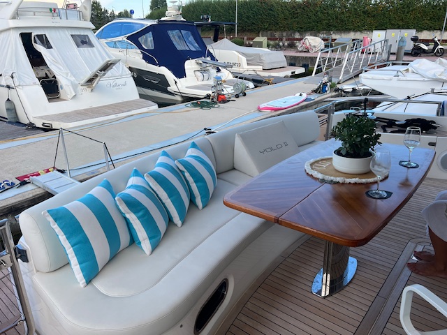 foto: 72 Princess 67 Fly