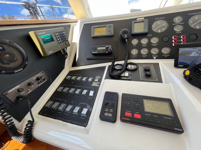 foto: 31 Whitewater Whitewater Wolfe 46 Flybridge