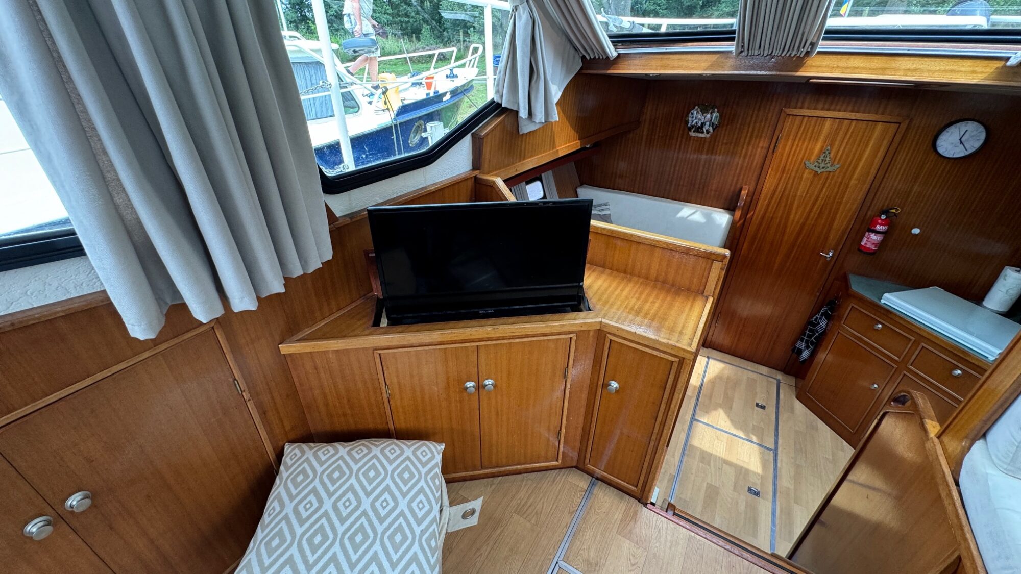 foto: 65 Hemmes Hemmes Kruiser J-Line 11.00 AK Cabrio